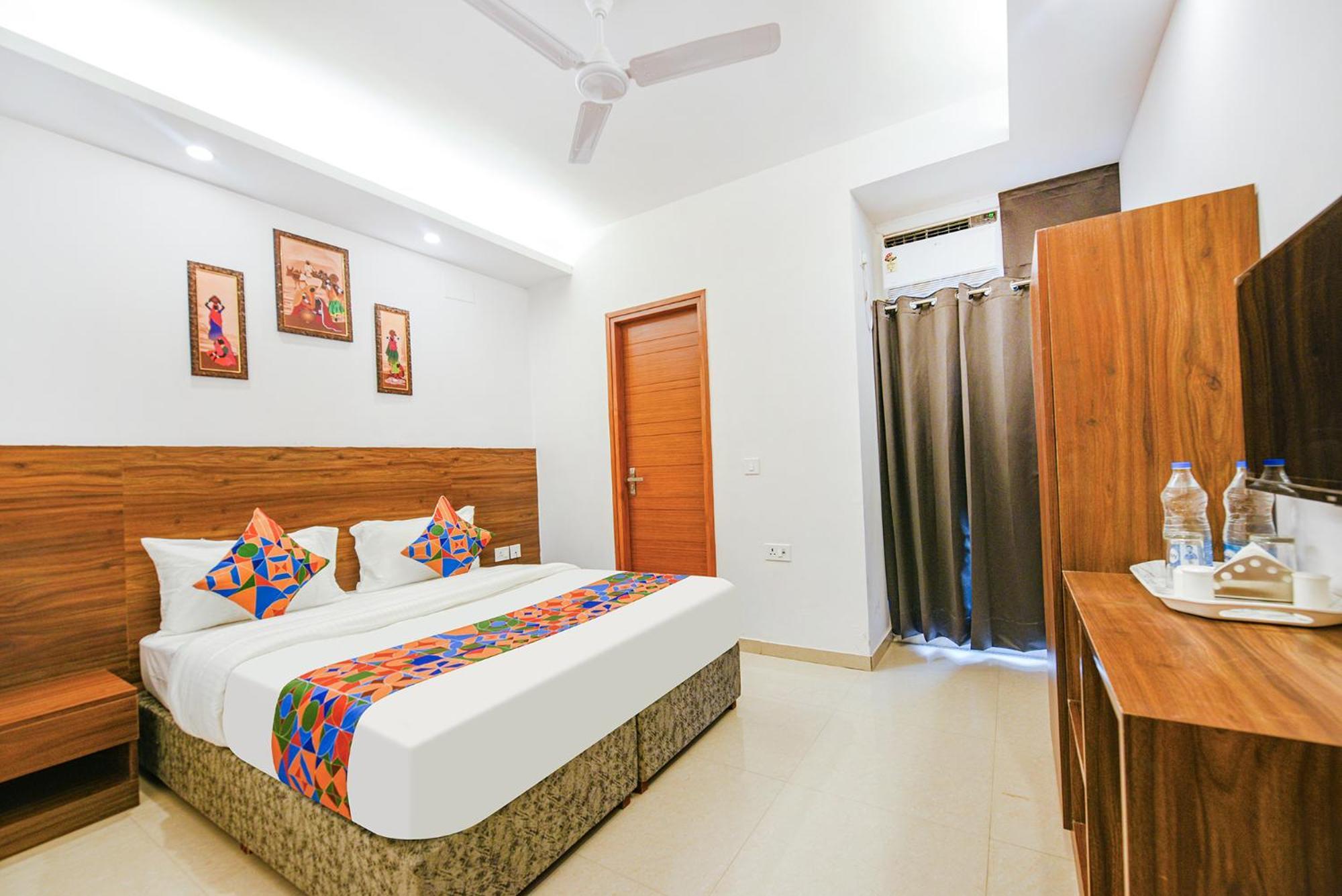 Fabhotel Sparkling - Nr Yashobhoomi Convention Centre Дели Экстерьер фото