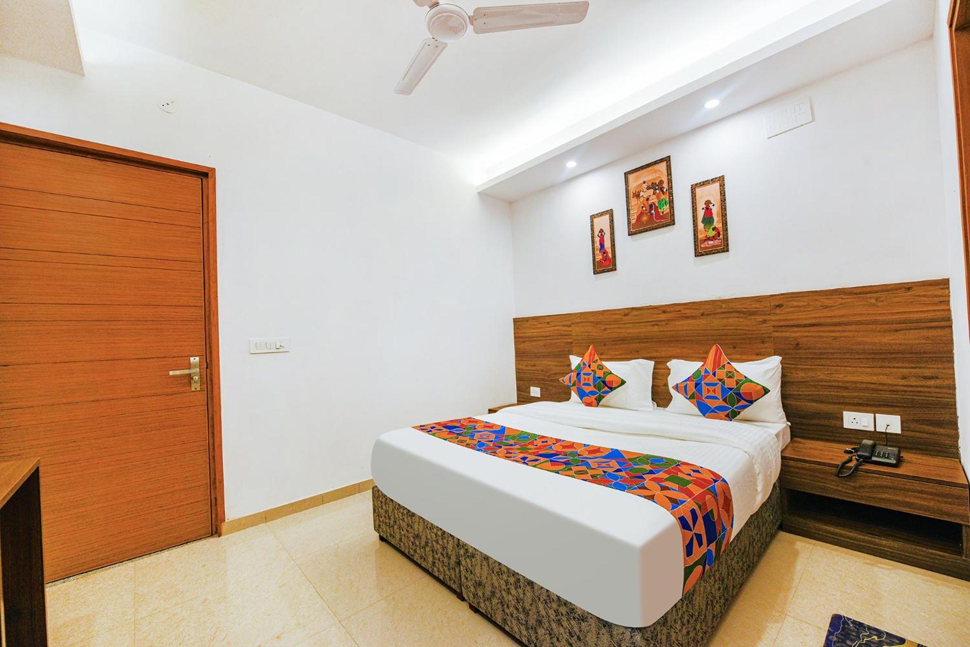 Fabhotel Sparkling - Nr Yashobhoomi Convention Centre Дели Экстерьер фото
